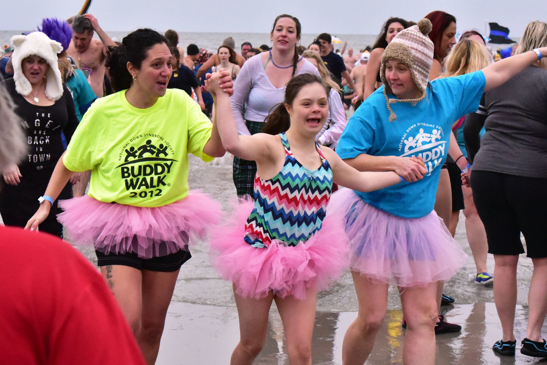 011517_nws_plunge02